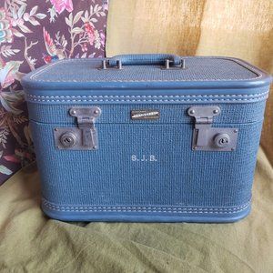 Vintage Train Case